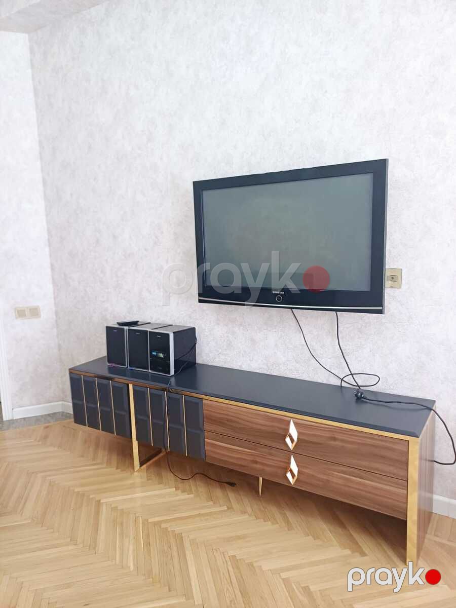 İcarəyə verilir 3 otaqlı köhnə tikili 120 m² — Mənzil, Bakı (9)