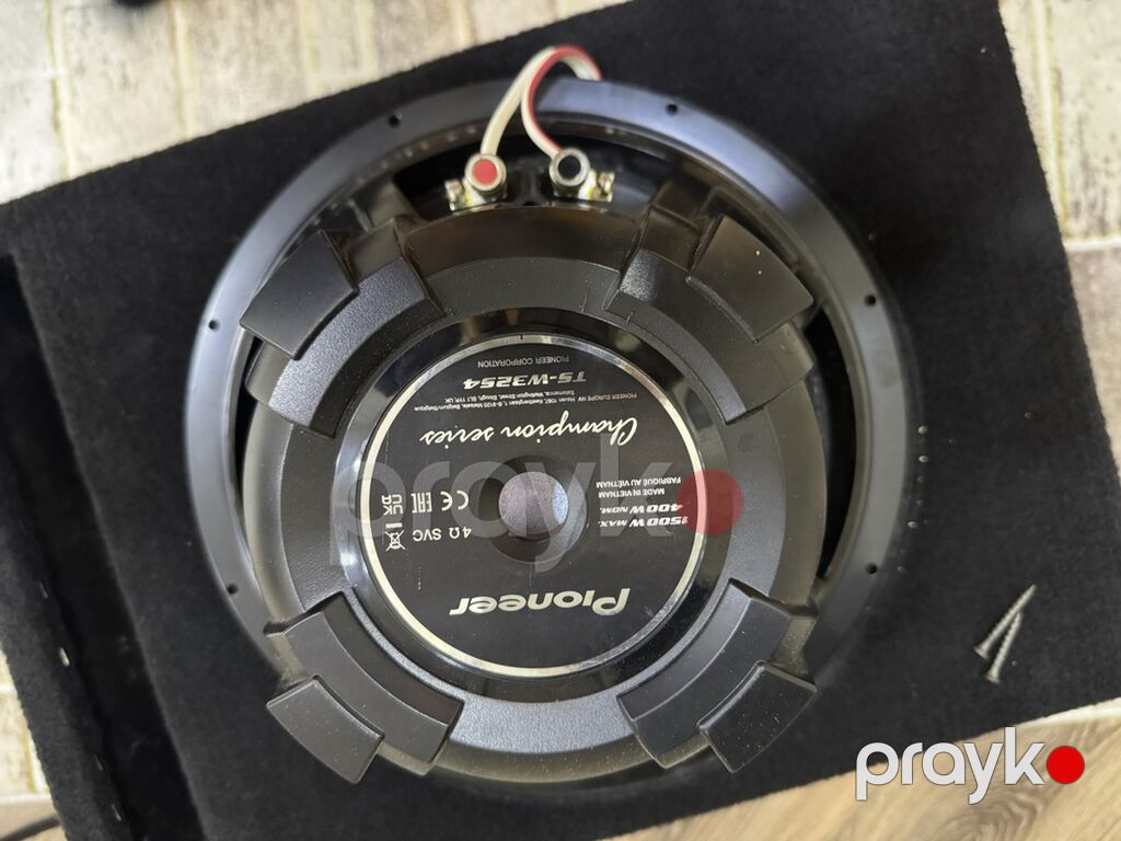 2 ayindi teze kimi,Qutu ile birge Pioneer basofka 1500luk — Avtomobil akustikası, Bakı (4)