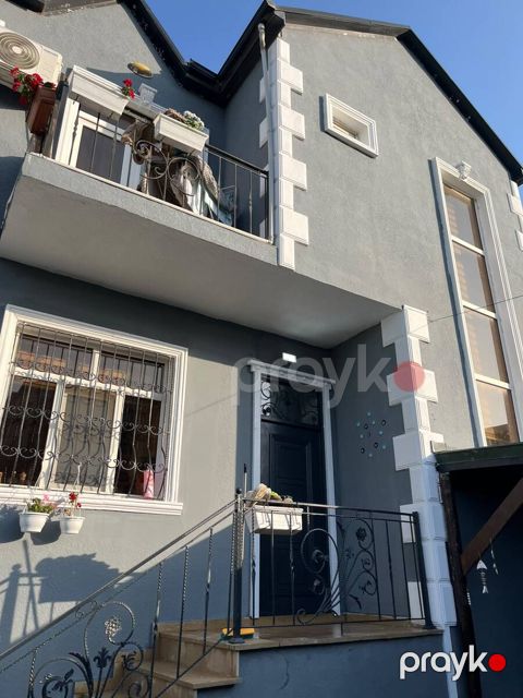 Satılır 4 otaqlı həyət evi/bağ evi 120 m² — Bakı