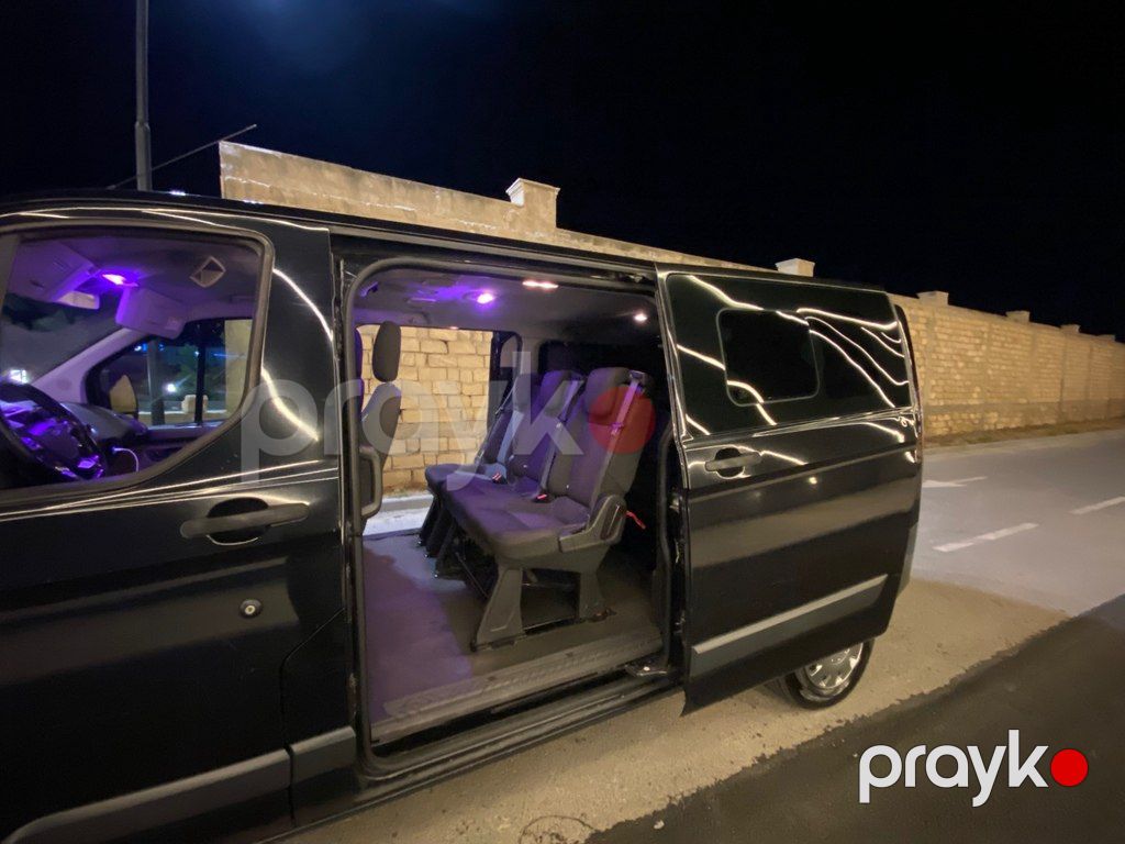 Ford Tourneo Custom, 2.2 L, 2015 il, 420 000 km — Avtomobillər, Bakı (9)