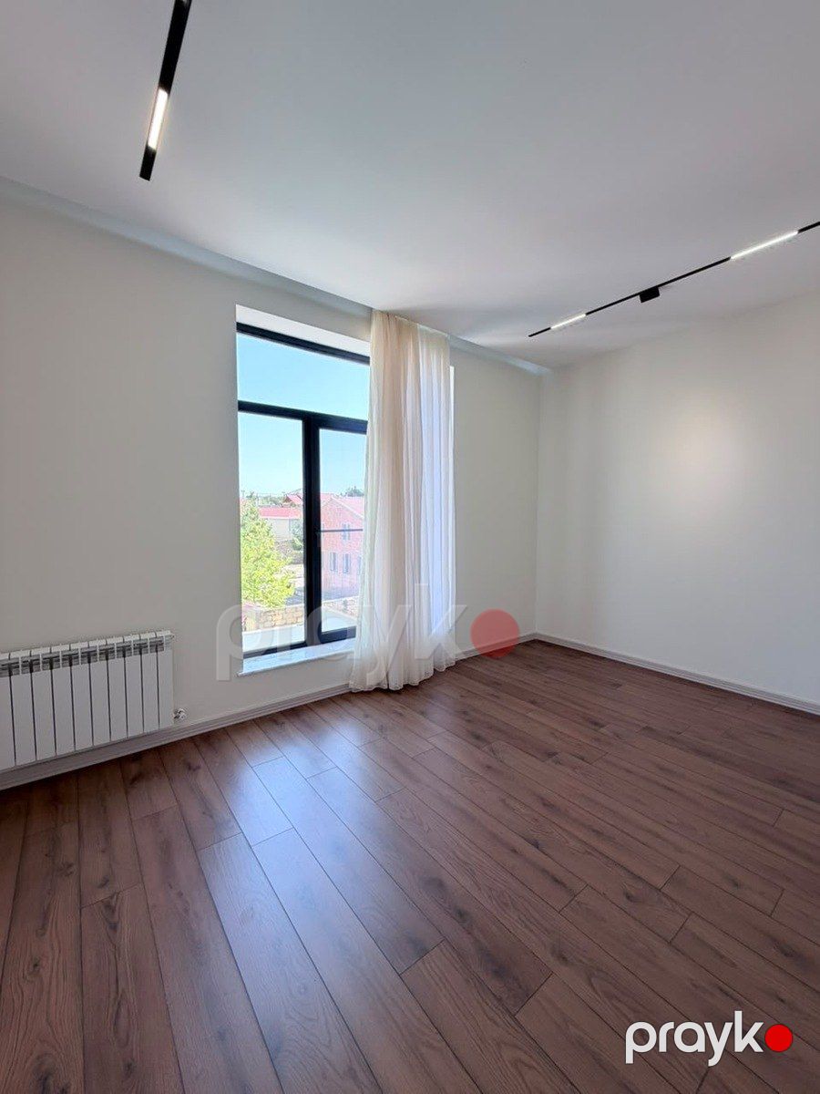 Satılır 5 otaqlı həyət evi/bağ evi 220 m² — Ev, villa, Bakı (10)