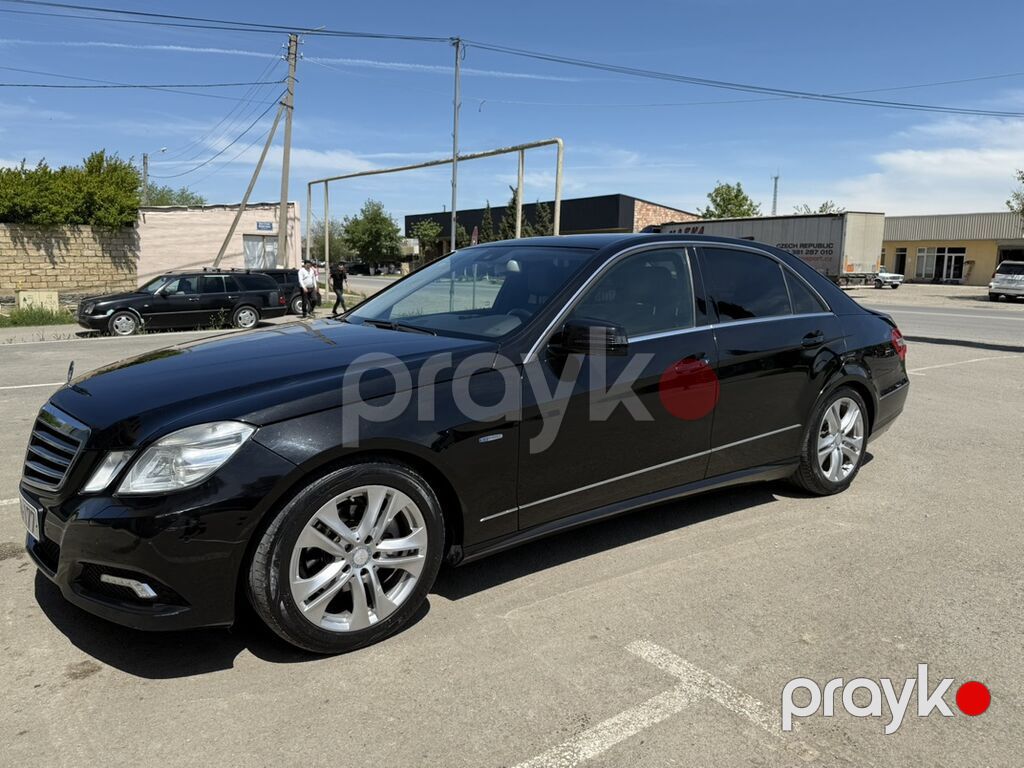 Mercedes-Benz E200 sedan, 2009-cu il, 1,8 turbo benzin, təmiz alman — Avtomobillər, Bakı (2)