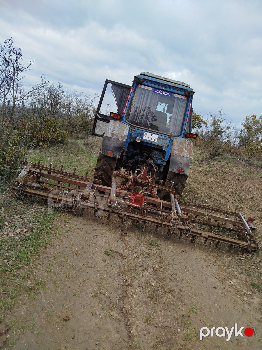 Traktor Belarus MTZ-80, 1990 il — Aqro texnikası, Şabran (7)