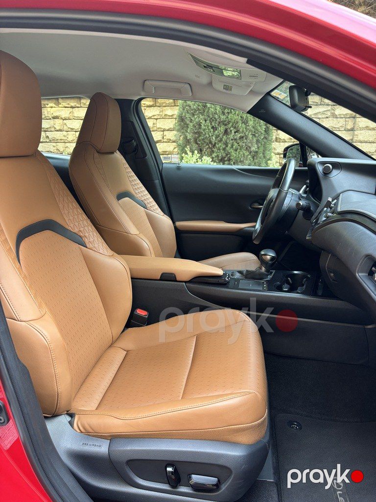 Lexus UX 300h, 2.0 L, 1.4 kWh, 2021 il, 37 000 km — Avtomobillər, Bakı (8)