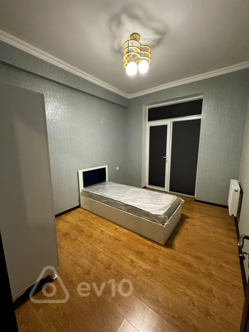 3 otaqlı mənzil, 75 m², Müstəqillik küçəsi. — kirayə — Mənzil, Bakı (7)