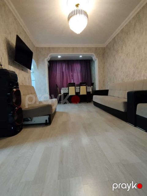 Satılır 3 otaqlı köhnə tikili 80 m² — Bakı