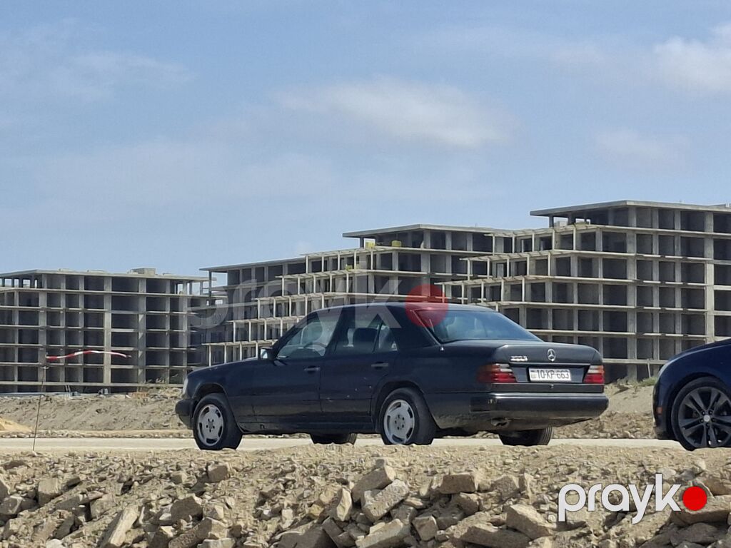 Mercedes-Benz E-Class: 3 l 1988 il Sedan — Avtomobillər, Digah (3)