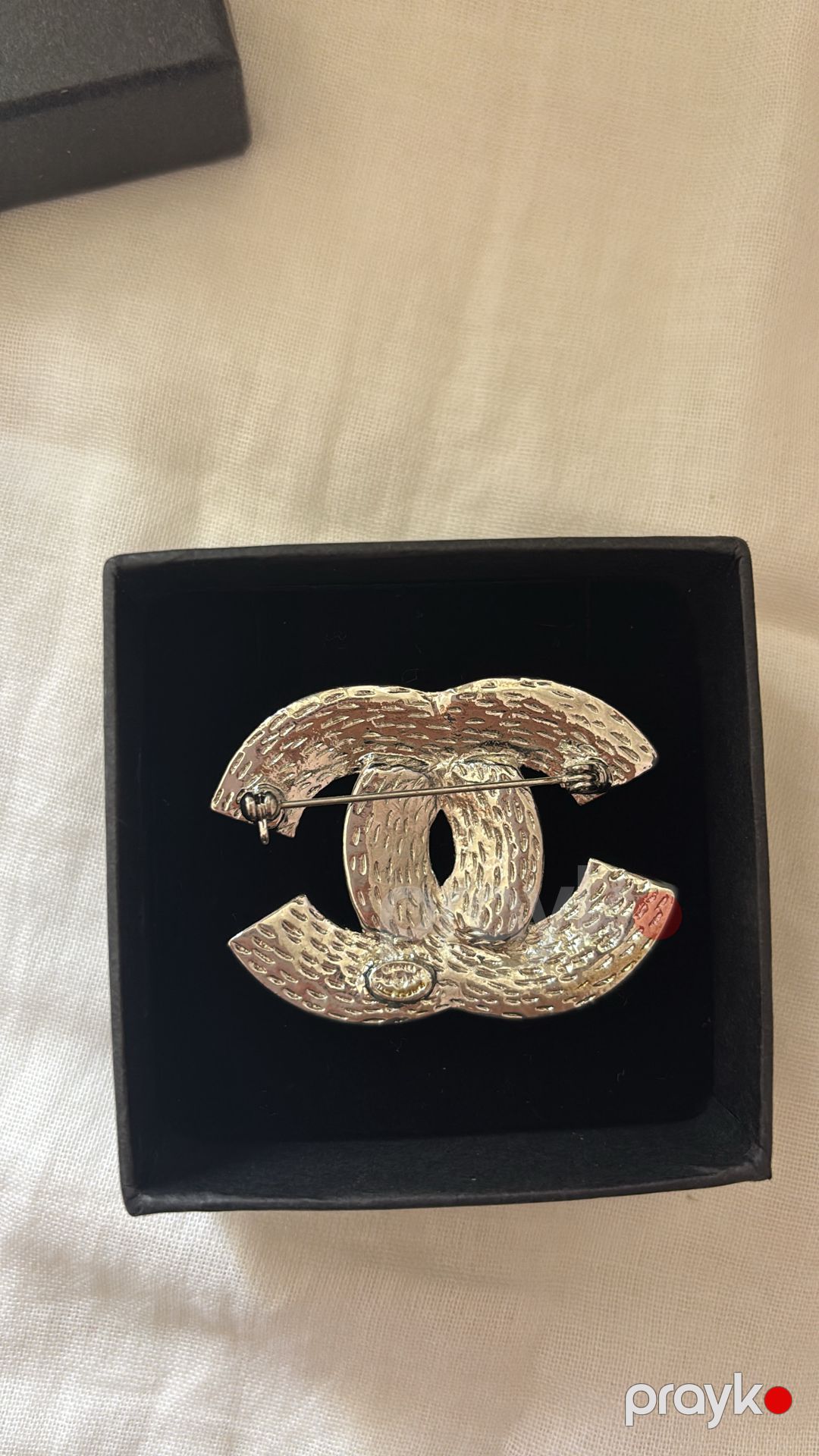 Yaxa sancağı Chanel — Broş, Bakı (2)