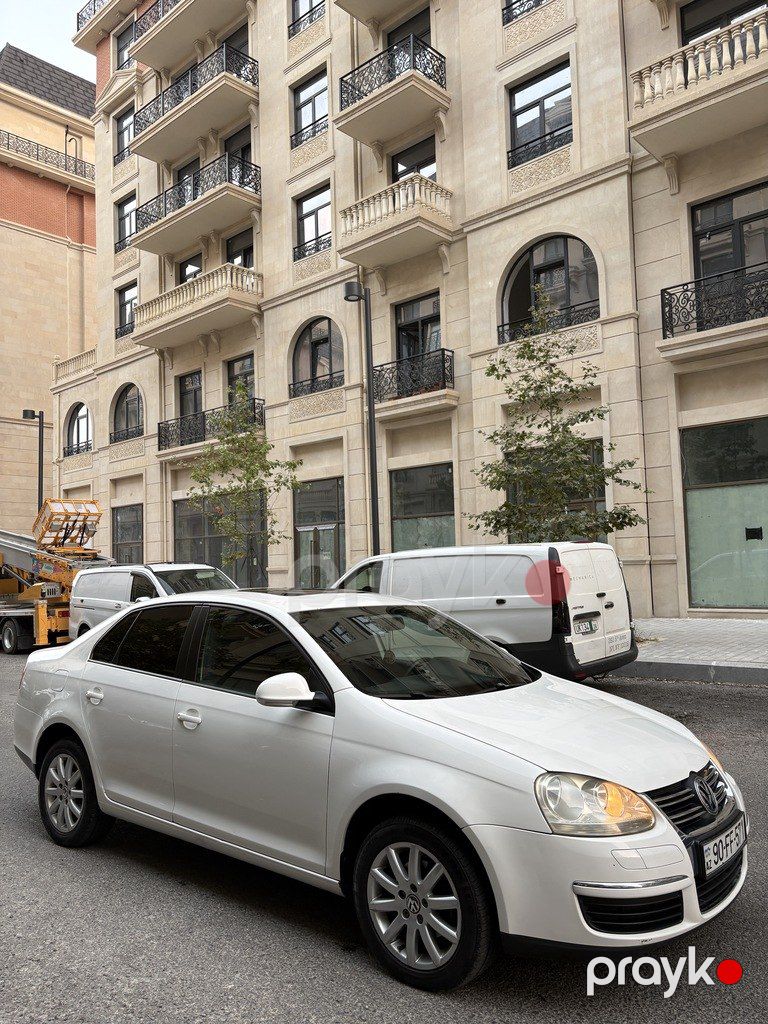 Volkswagen Jetta, 1.6 L, 2009 il, 320 000 km — Avtomobillər, Bakı (3)