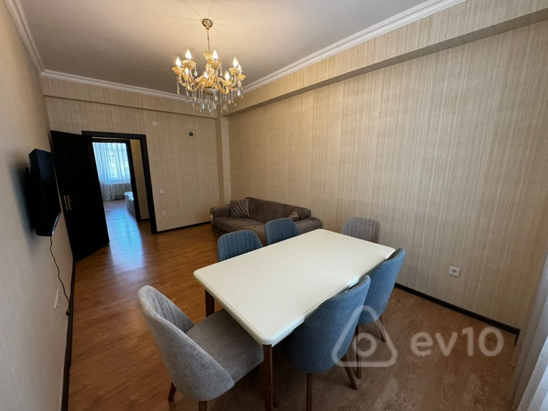 3 otaqlı mənzil, 75 m², Müstəqillik küçəsi. — kirayə — Mənzil, Bakı (2)