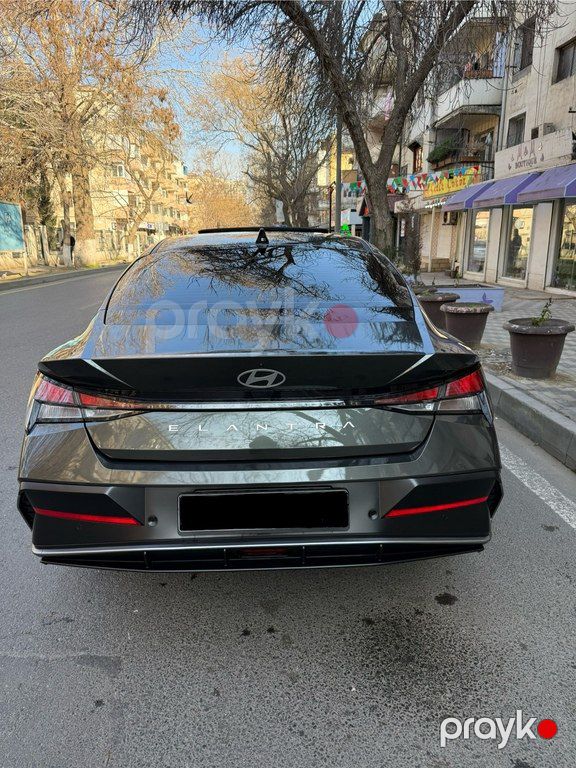 Hyundai Elantra, 1.5 L, 2024 il, 13 500 km — Avtomobillər, Bakı (2)
