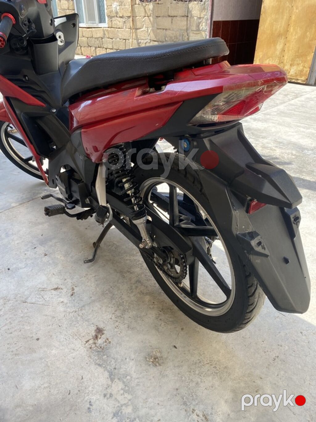 Sport üslubunda şəhər motosikleti/skuter - Rəng: qırmızı-qara — Mopedlər və skuterlər, Sabirabad (4)