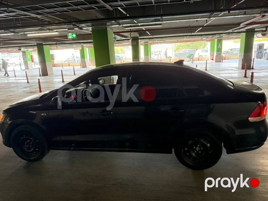 Volkswagen Polo sedan – qara rəng Texniki xüsusiyyətlər və təchizat — Avtomobillər, Bakı (3)
