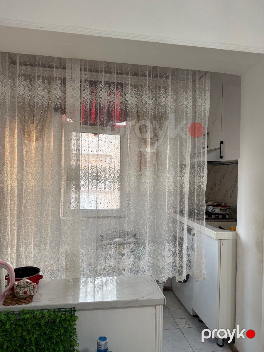 Satılır 2 otaqlı köhnə tikili 45 m² — Mənzil, Bakı (4)