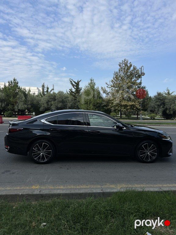 Lexus ES 300h, 2.5 L, 1.3 kWh, 2024 il, 40 000 km — Avtomobillər, Bakı (4)