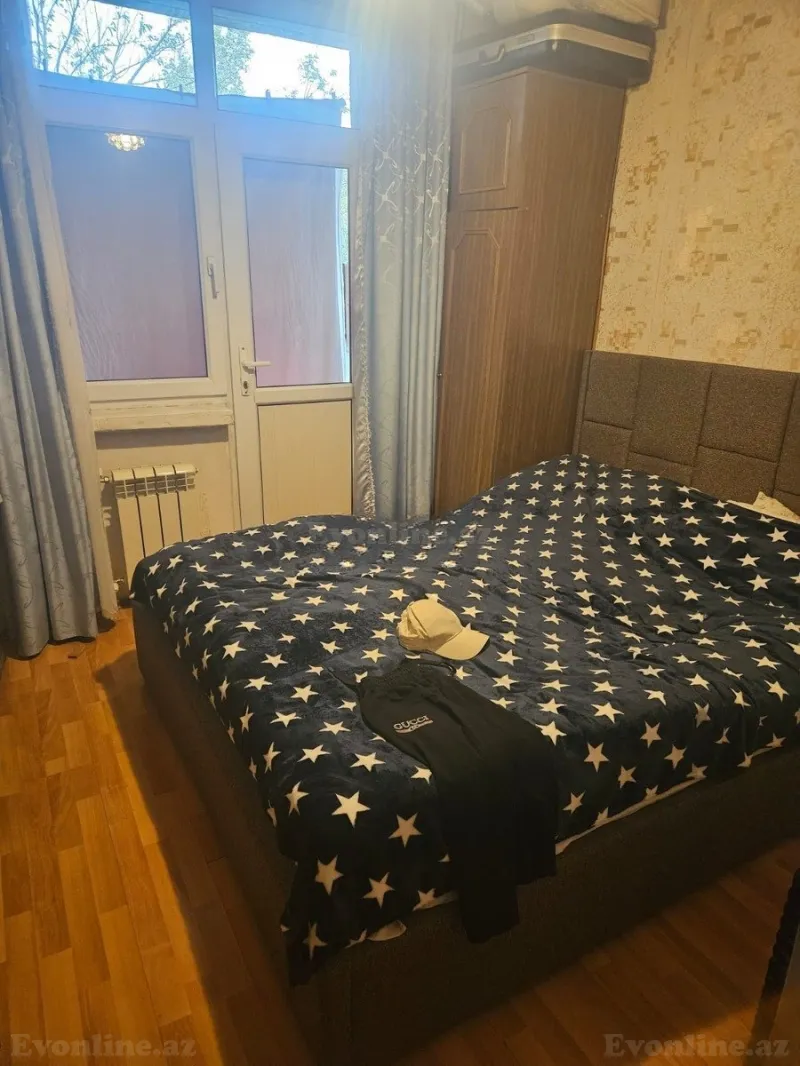 Satılır 3 otaqlı Mənzil Köhnə tikili 75 m² Bakı, Xətai r., Əhmədli m., Əhmədli — Bakı
