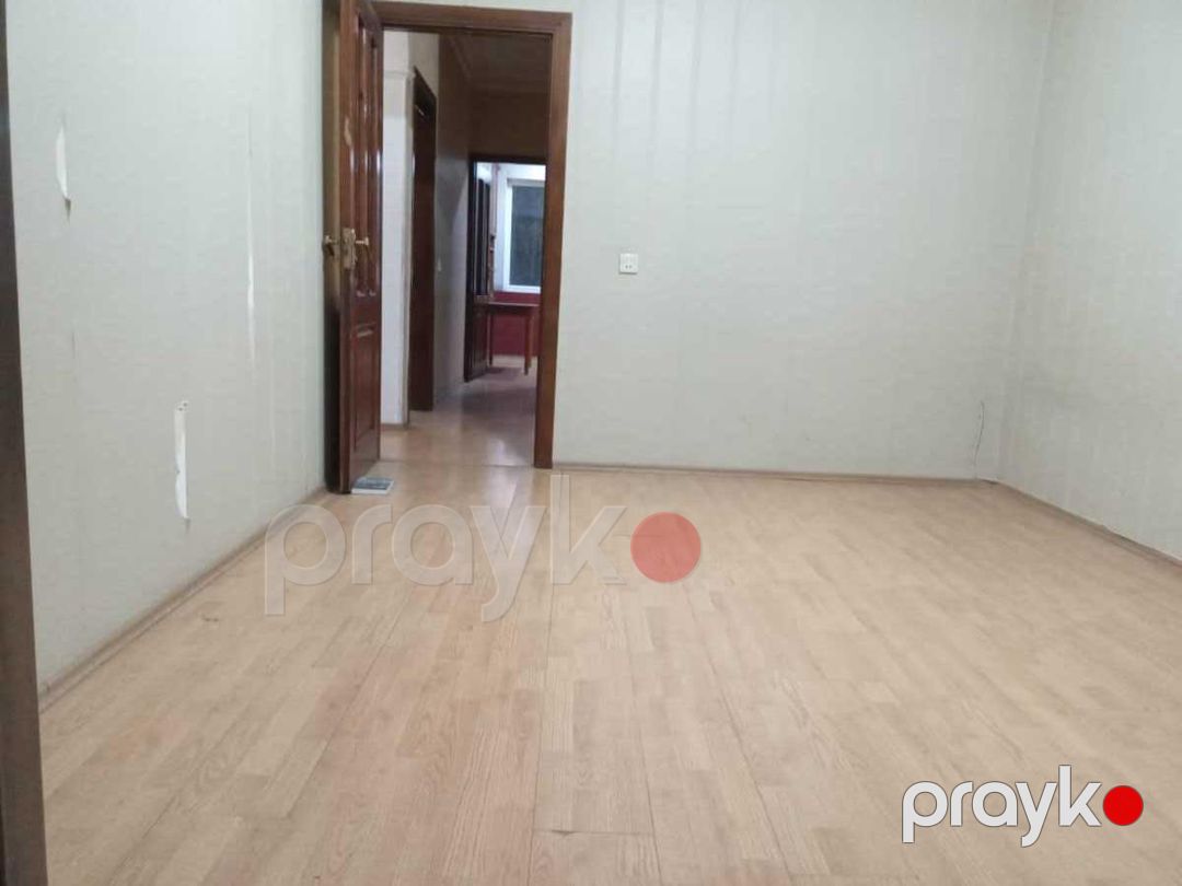 İcarəyə verilir 5 otaqlı köhnə tikili 122 m² — Mənzil, Bakı (8)