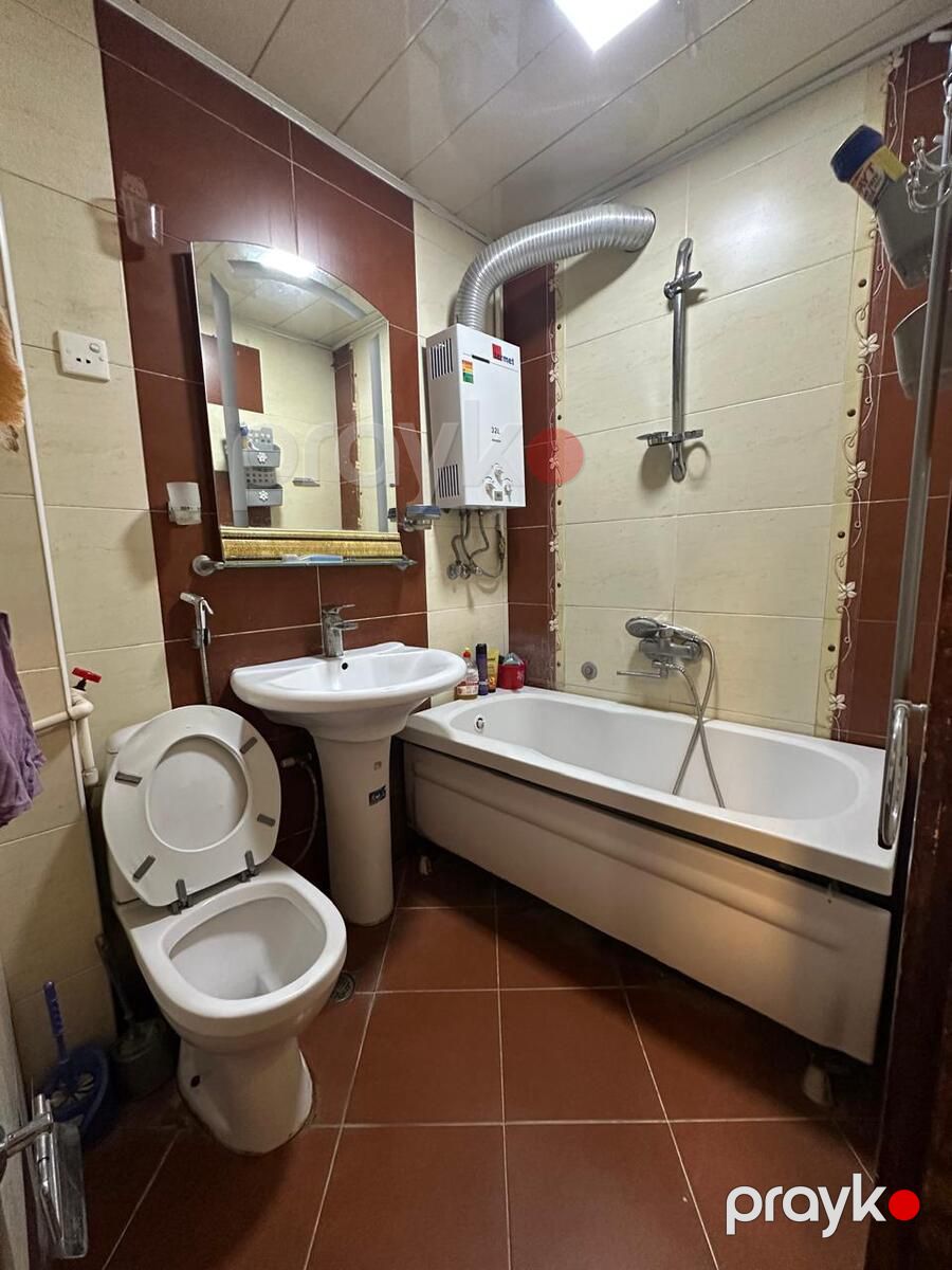 Satılır 2 otaqlı köhnə tikili 50 m² — Mənzil, Bakı (5)
