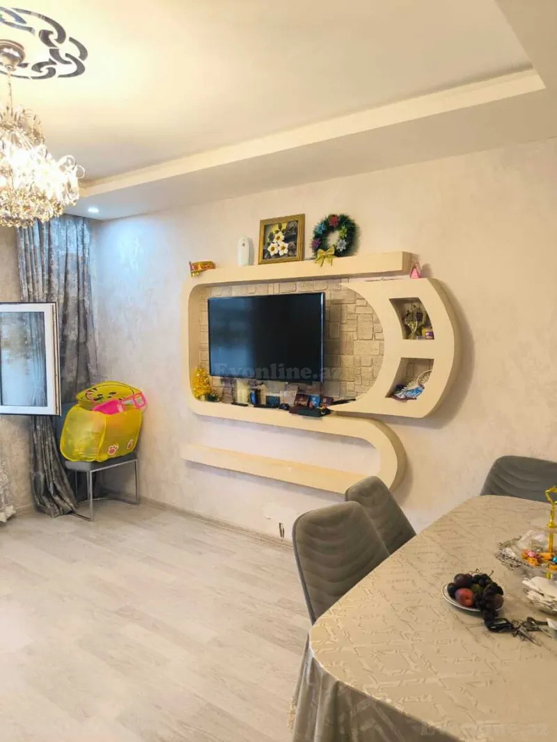 Satılır 2 otaqlı Mənzil Köhnə tikili 52 m² Sumqayıt — ugur emlak agentliyi