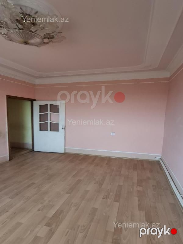 Satılır 3 otaqlı Bina evi menzil (Köhnə tikili), 72 m², 6-cı mikrorayon — Mənzil, Sumqayıt (8)