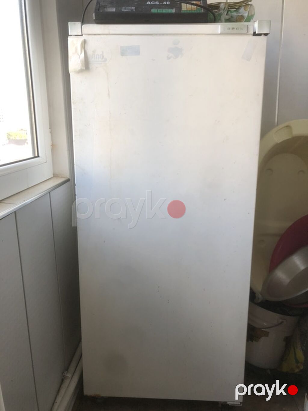 Bir kameralı soyuducu (aşağıda soyutma bölməsi, yuxarıda dondurucu) — Soyuducular, Bakı (2)