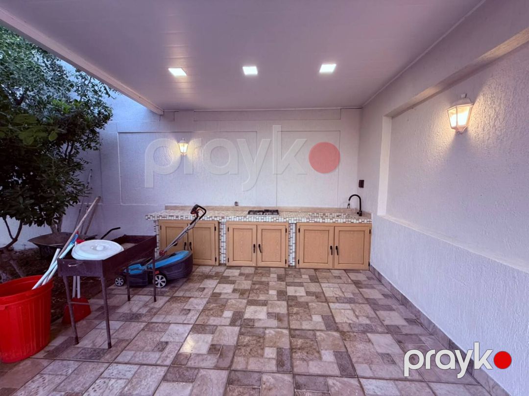 Satılır 5 otaqlı həyət evi/bağ evi 300 m² — Ev, villa, Bakı (9)