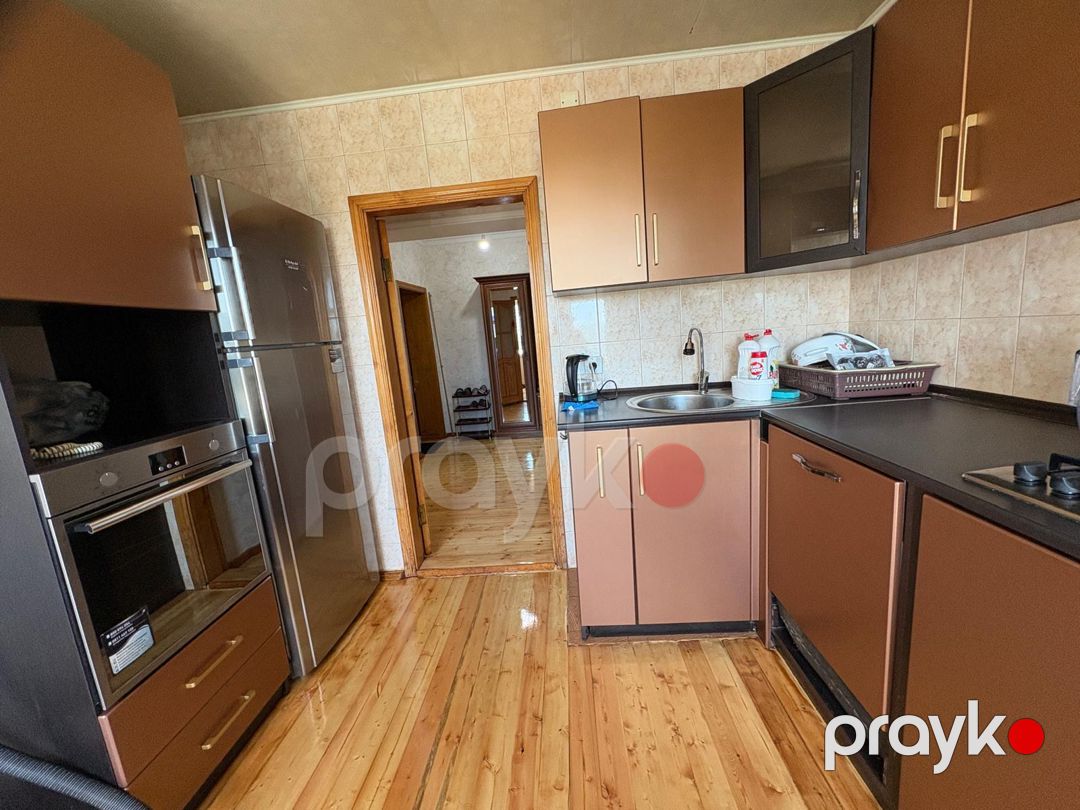 İcarəyə verilir 4 otaqlı köhnə tikili 150 m² — Mənzil, Bakı (2)
