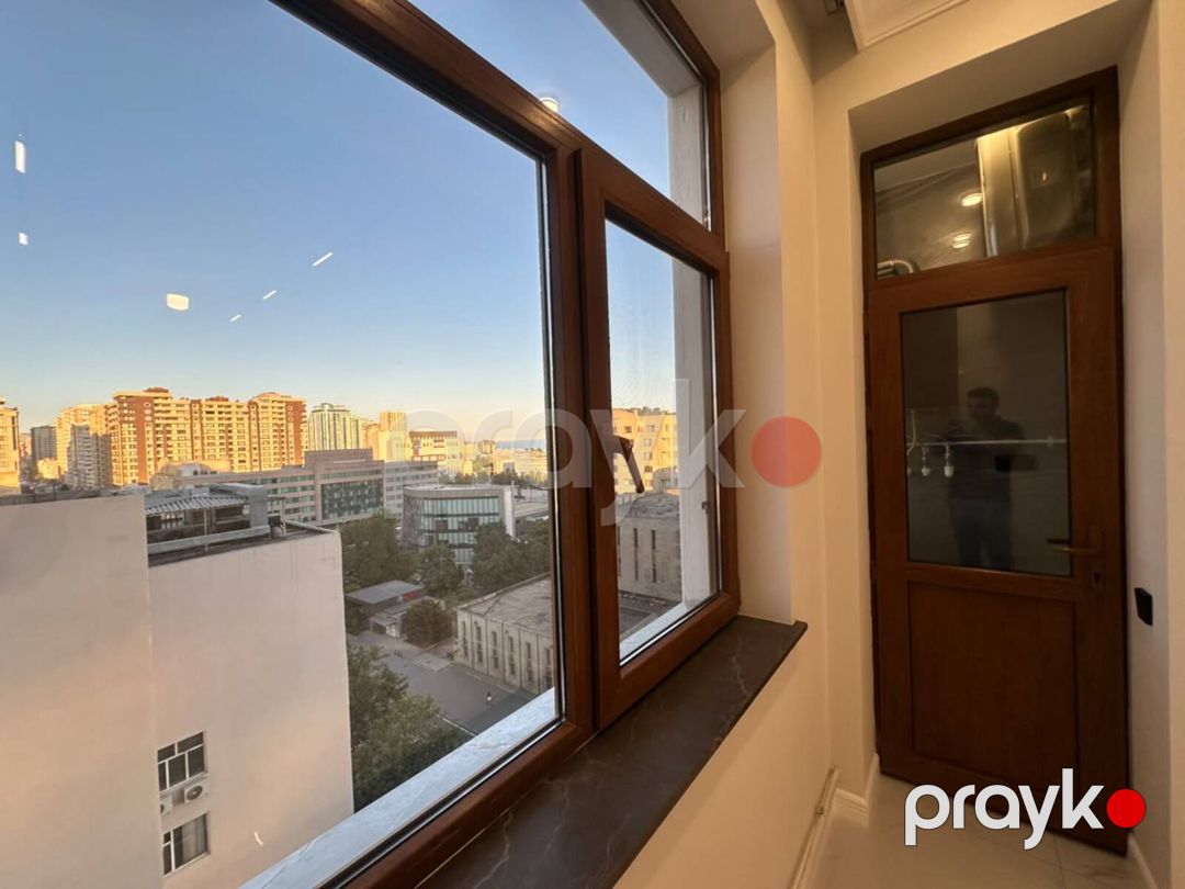 Satılır 4 otaqlı yeni tikili 211 m² — Mənzil, Bakı (11)