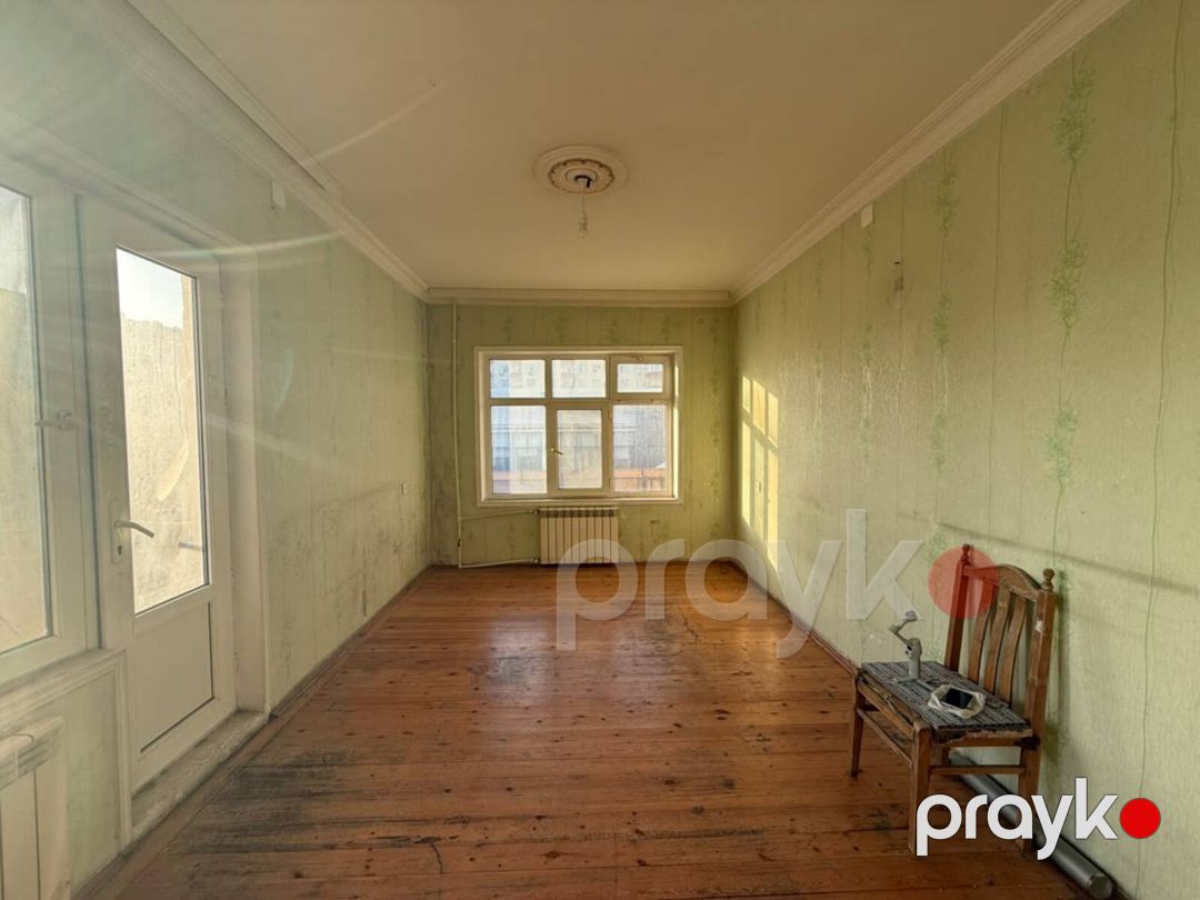 Satılır 2 otaqlı köhnə tikili 60 m² — Mənzil, Bakı (3)
