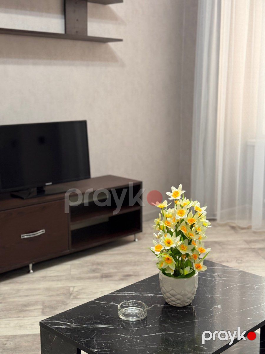 2-otaqlı yeni tikili kirayə verilir, Nizami küç., 60 m² — Mənzil, Bakı (5)