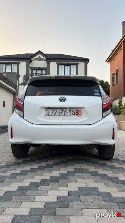 Toyota Aqua, 1.5 L, 0.87 kWh, 2017 il, 270 000 km — Avtomobillər, Bakı (2)
