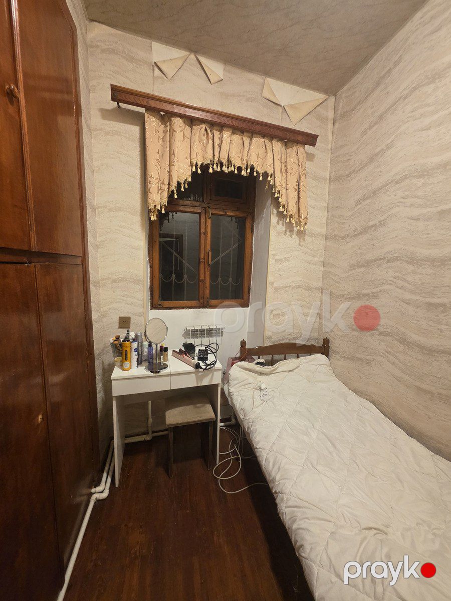 Satılır 4 otaqlı köhnə tikili 70 m² — Mənzil, Bakı (8)