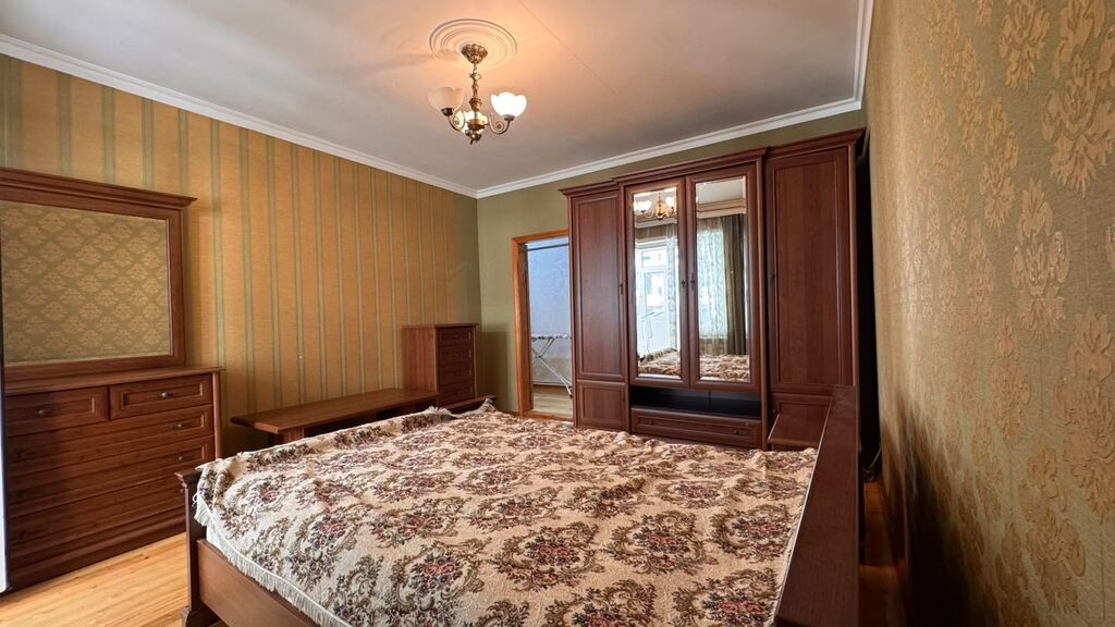 Kiraye ev_tibb unversetine yaxin 9/7 mertebesinde 4 otaqli ev 900 azn — Mənzil, Bakı (10)