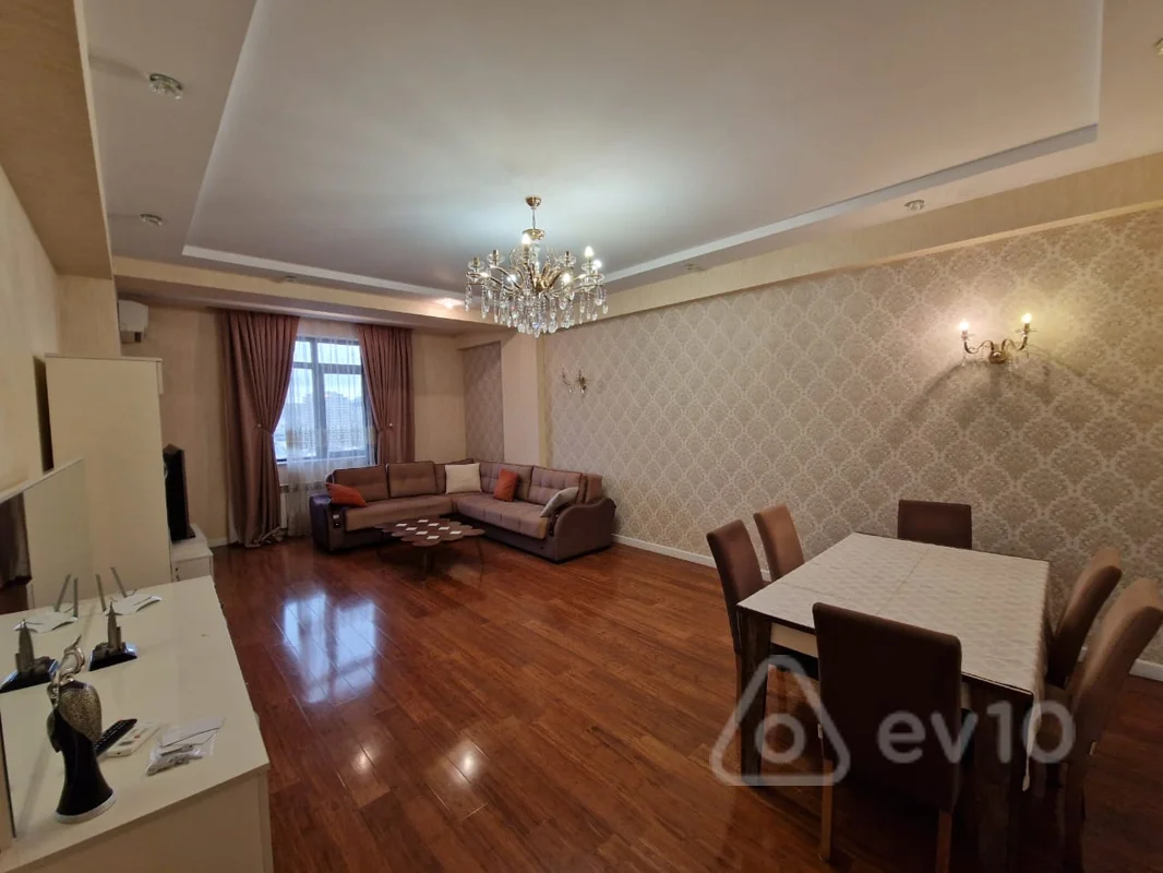4 otaqlı mənzil, 190 m², Səməd Vurğun Bağının yaxınlığı — kirayə — Mənzil, Bakı (5)