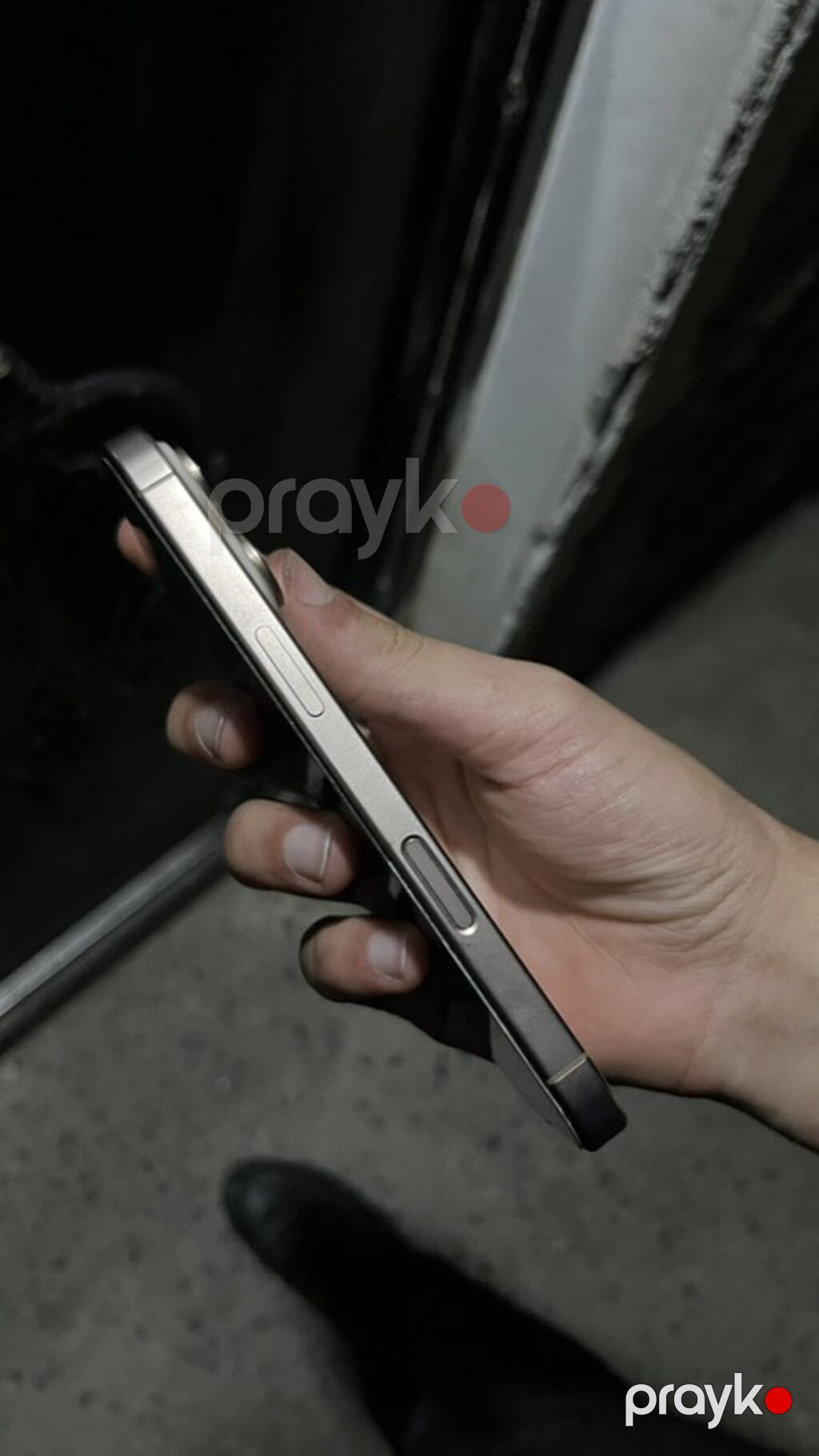 IPhone 16 Pro, 128 GB, Desert Titanium, Barmaq izi, Face ID — Apple iPhone, Gəncə (5)