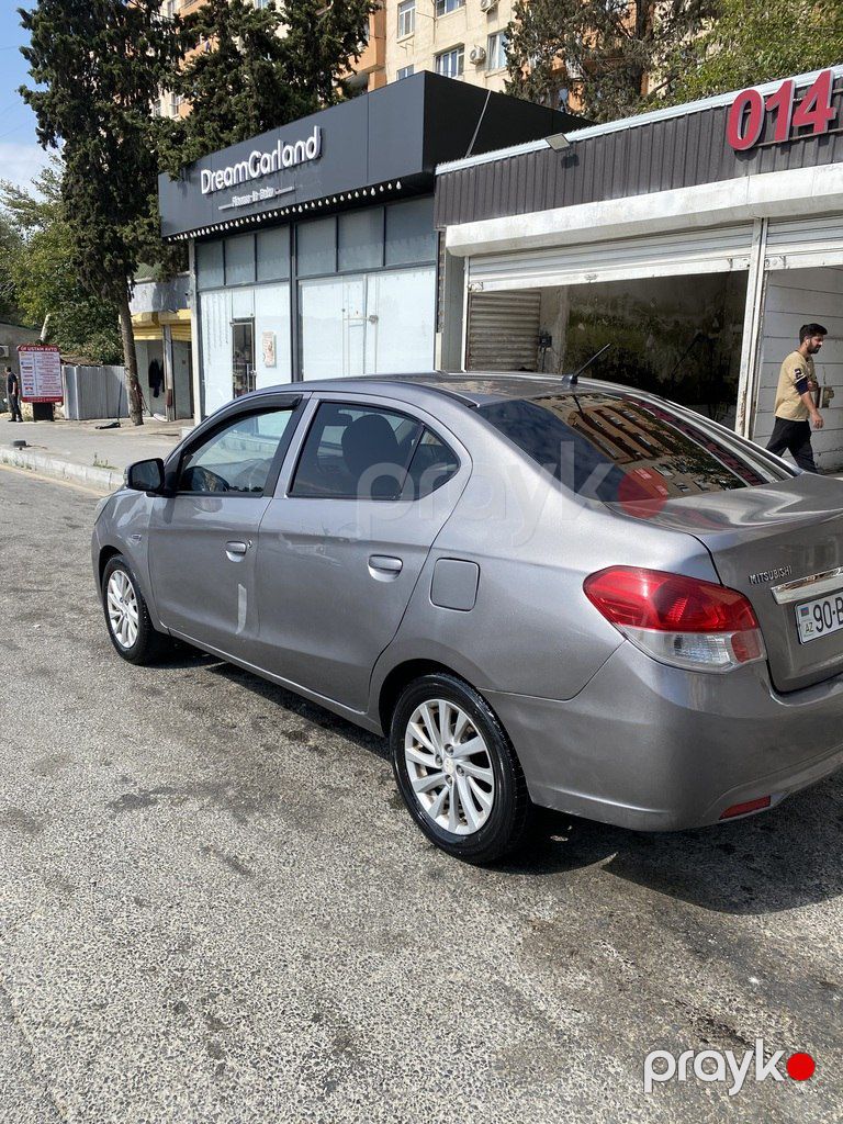 Mitsubishi Attrage, 1.2 L, 2015 il, 230 000 km — Avtomobillər, Bakı (4)