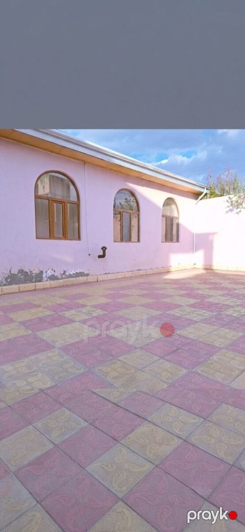 Həyət evi, Şəmkir ş — Şəmkir