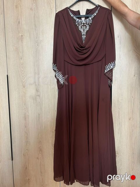 Ziyafət donu, Maksi — Bakı