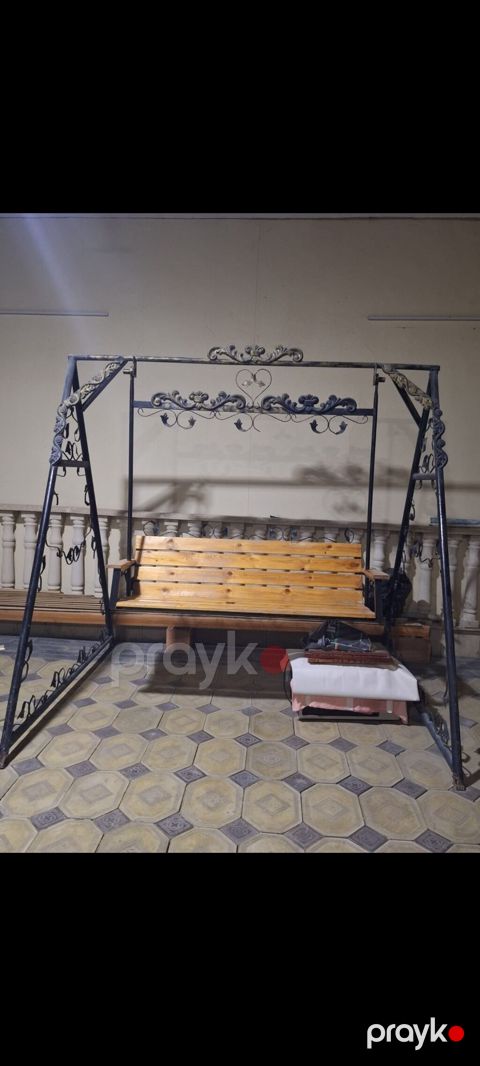 İşlənmiş, Skamya-yelləncəl, Taxta
