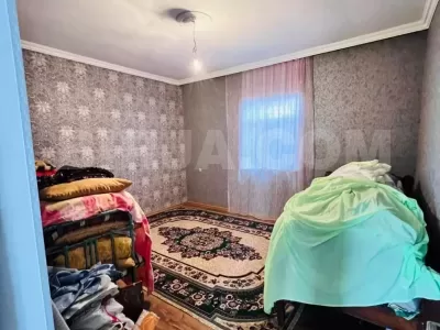 Pirşağı qəsəbəsində həyət evi satılır — Ev, villa (4)