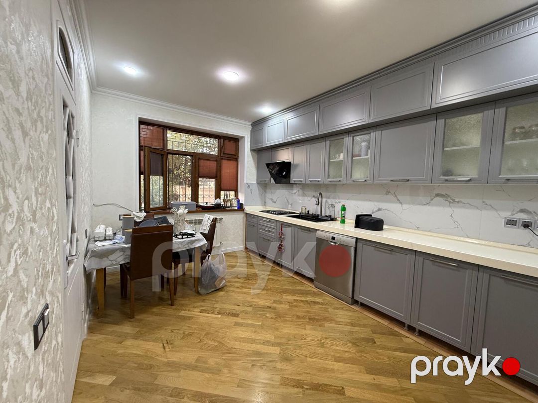Satılır 6 otaqlı həyət evi/bağ evi 330 m² — Ev, villa, Bakı (6)