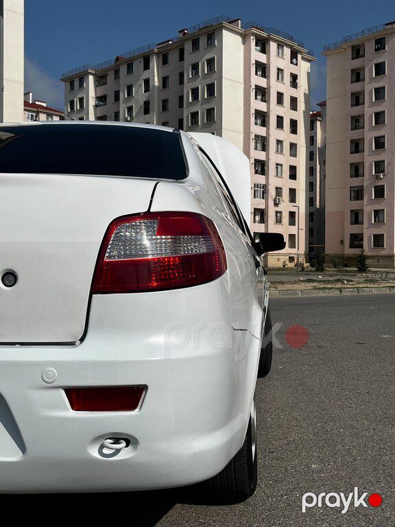 Iran Khodro Runna, 1.6 L, 2013 il, 200 000 km — Avtomobillər, Bakı (5)