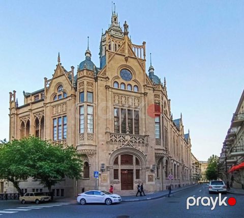 Satılır 4 otaqlı yeni tikili 217 m² — Bakı