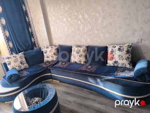 *600₼ Künc divan pufik Satılır*‼ Uzluk hədiyyə 3*2 — Mehdiabad