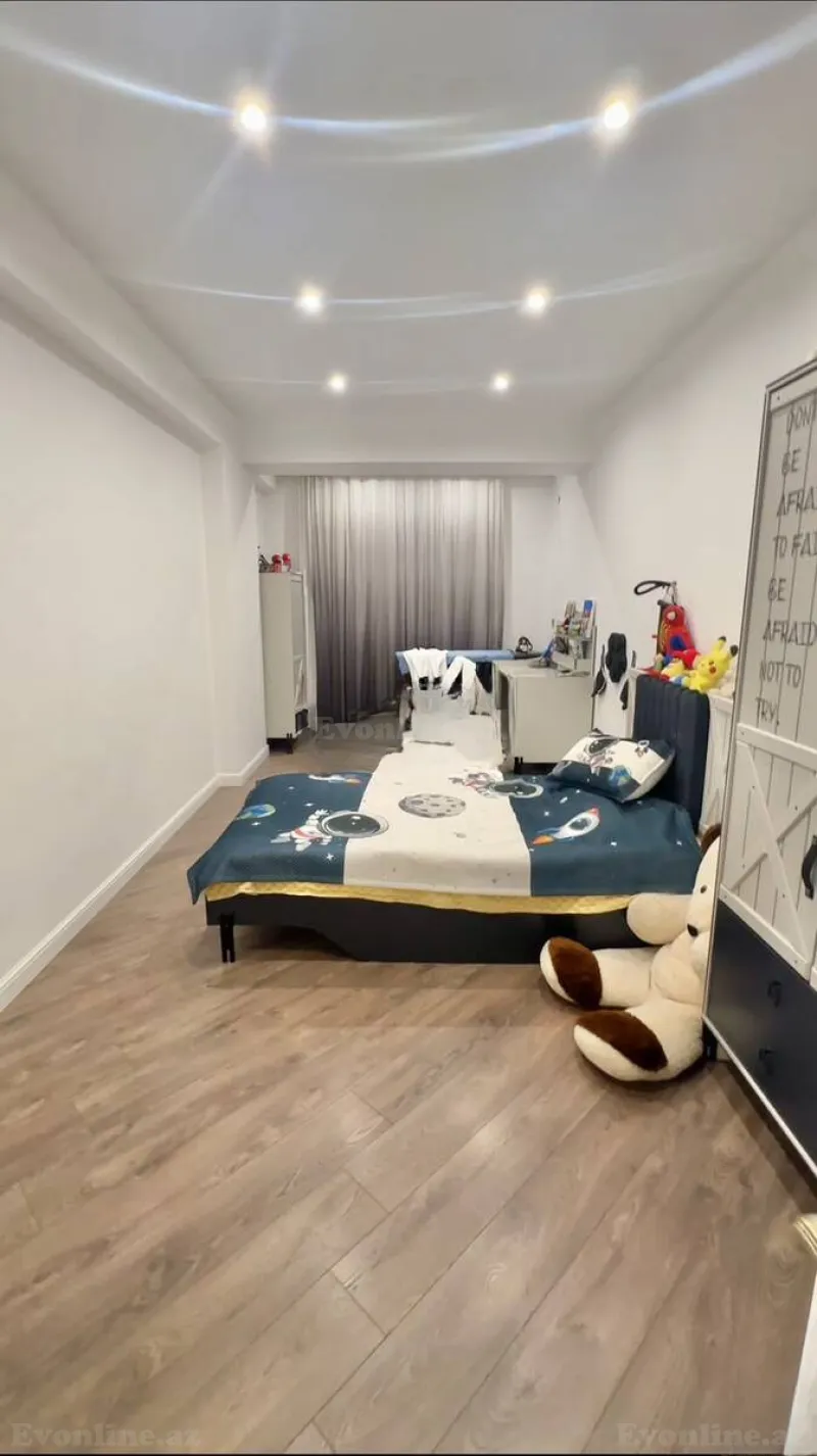 Satılır 4 otaqlı Mənzil Yeni tikili 210 m² Bakı, Xətai r — Mənzil, Bakı (4)