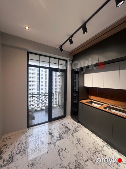 Satılır 2 otaqlı yeni tikili 67 m² — Bakı