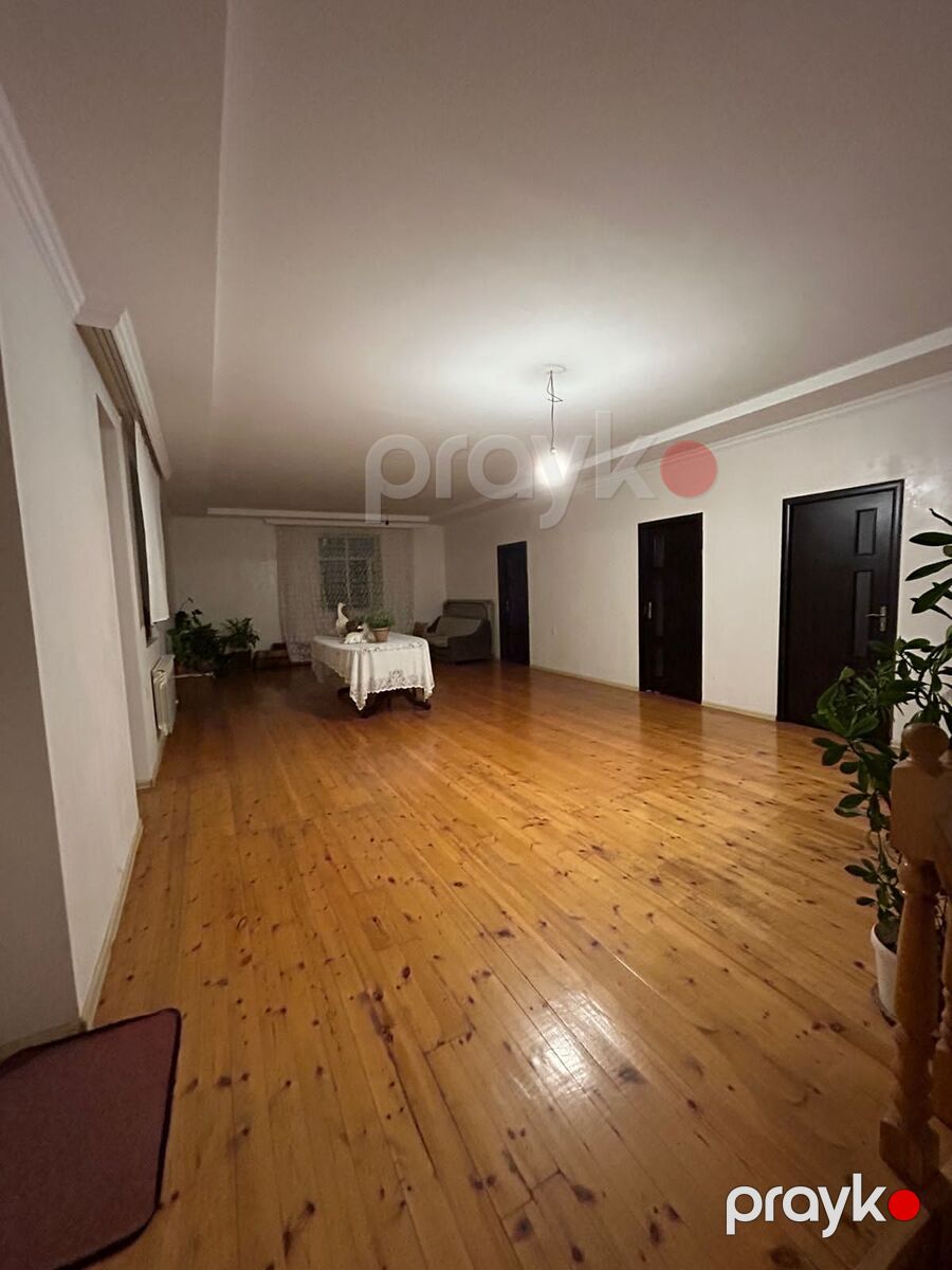 Satılır 10 otaqlı həyət evi/bağ evi 270 m² — Ev, villa, Bakı (2)