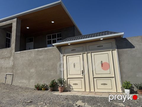 Satılır 4 otaqlı həyət evi/bağ evi 100 m² — Bakı