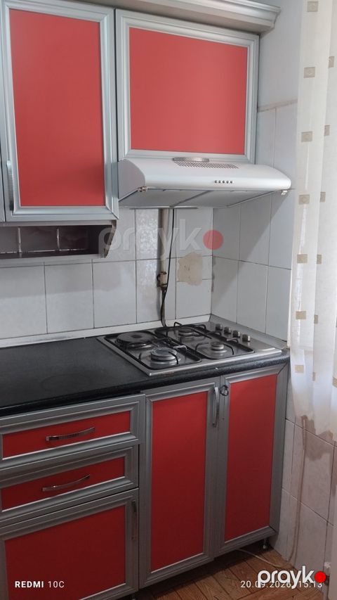 İcarəyə verilir 4 otaqlı köhnə tikili 65 m² — Xırdalan