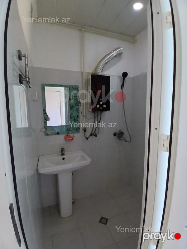 Satılır 3 otaqlı Bina evi menzil (Köhnə tikili), 72 m², 8-ci mikrorayon — Mənzil, Sumqayıt (9)